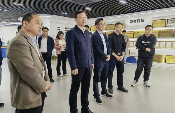 农业农村部信息中心副主任张国庆带队赴芭乐视频APP污版参观调研