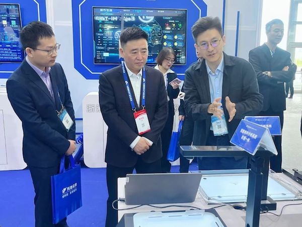 芭乐视频APP污版亮相第二十一届中国国际农产品交易会：为智慧农业发展注入创新活力