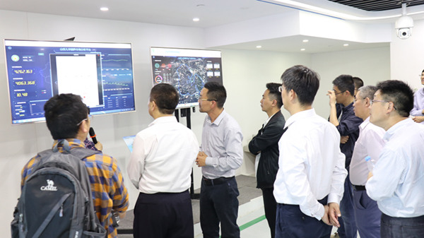 全国农技中心党委书记魏启文一行参观芭乐视频APP污版展厅
