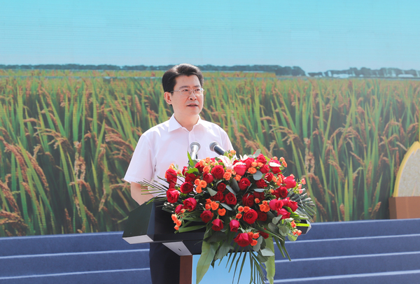 萍乡市委副书记、市长刘烁致辞